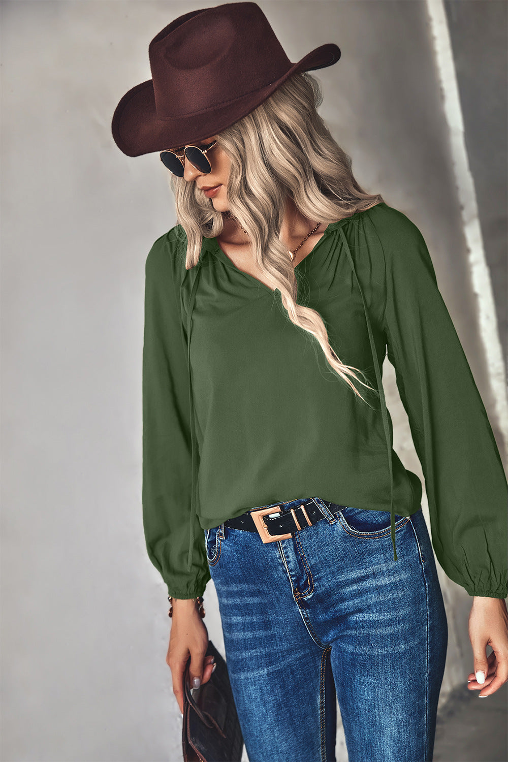 Damen Bluse mit eleganten Raffungen und V-Ausschnitt EB