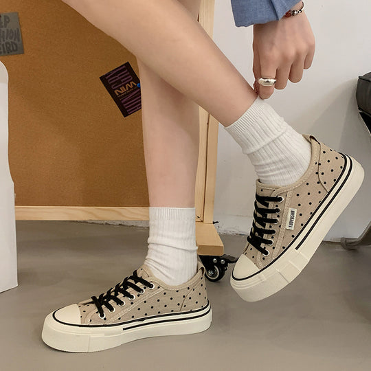 Damen Freizeit Sneakers mit gepolsterter Innensohle und punktemuster EB