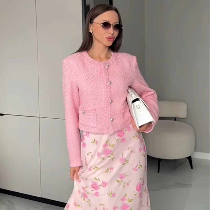 Damen elegante Kurzjacke mit strukturierter Oberfläche und femininen Details EB