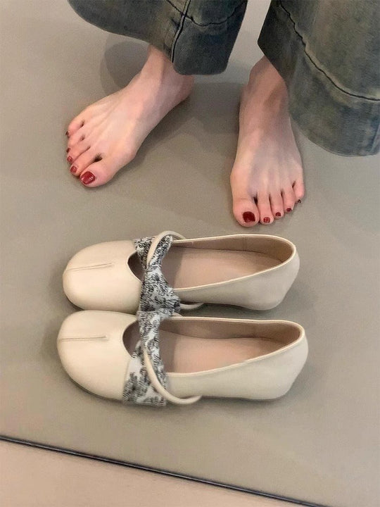 Damen modische Ballerinas mit dekorativem Riemchen und hochwertigem Innenfutter EB