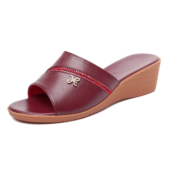 Damen Wedgesandaletten mit dekorativem Schmuckdetail und bequemer Sohle EB