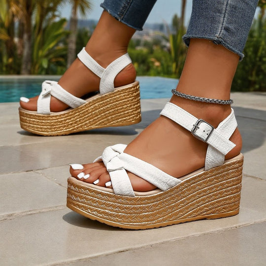 Damen Wedge-Sandalen mit kunstvollem Riemen-Design und komfortabeler Sohle EB