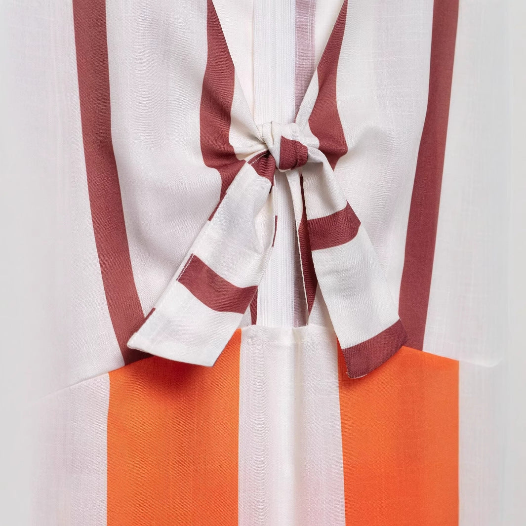 Damen Maxikleid mit aufregendem Streifenmuster und femininem Tailleneffekt EB