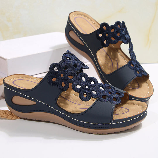 Damen Elegante Plateau-Sandaletten mit floralen Applikationen und atmungsaktiver Sohle EB