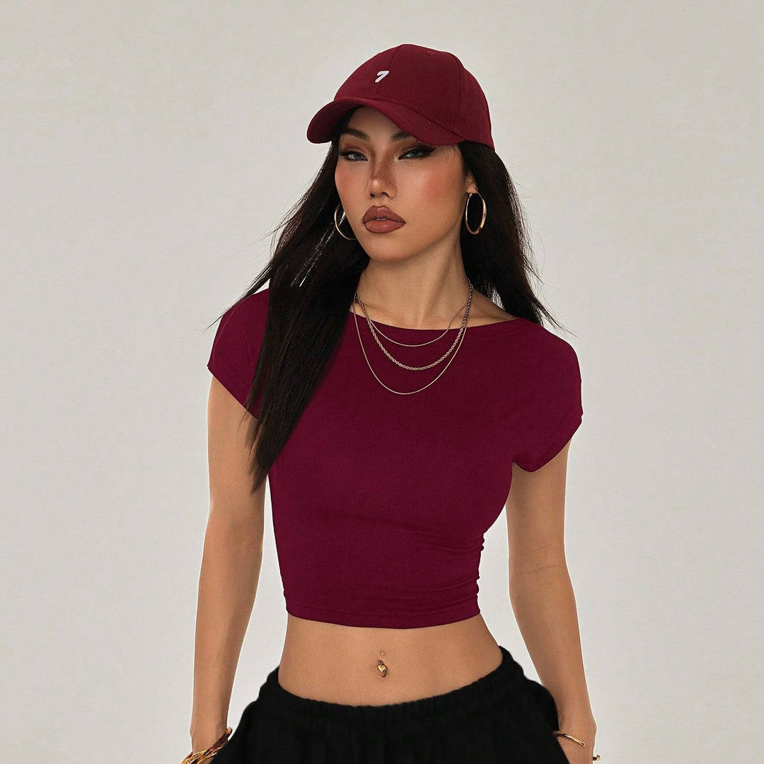 Damen Crop-Top mit breitem Ausschnitt und körperbetontem Schnitt EB