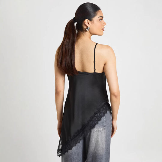 Damen Asymmetrisches Spitzen-Cami mit luxuriösen Details EB