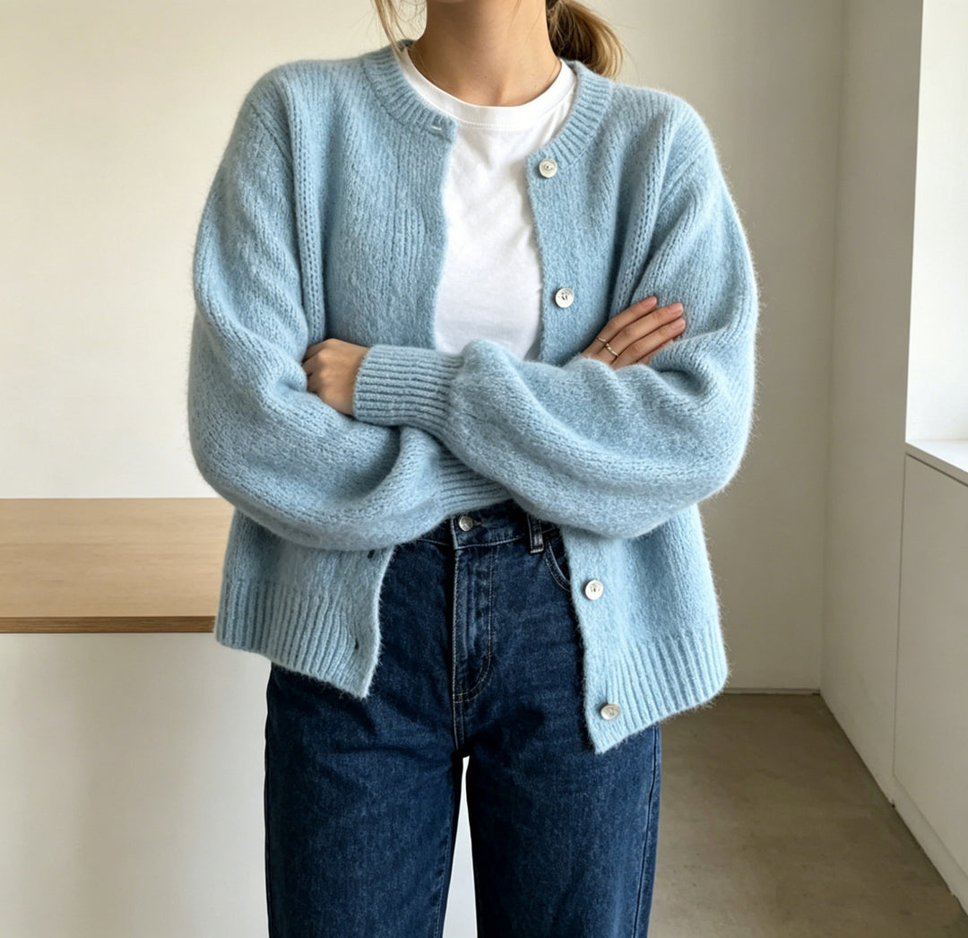 Damen Kuschelige Mohair-Optik Strickjacke mit Rundhals und Ballonärmeln EB
