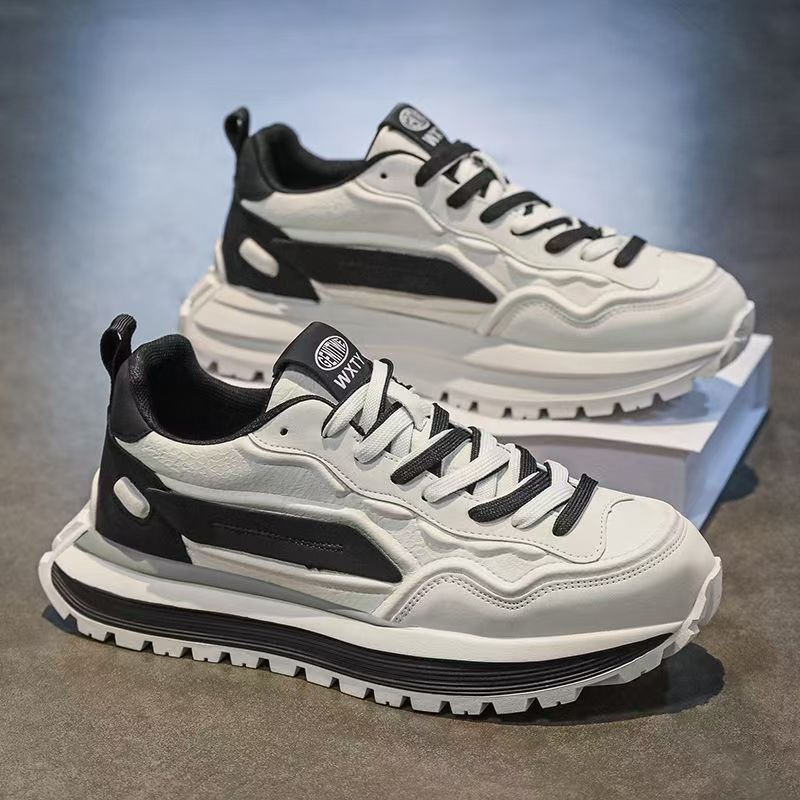 Damen Sportliche Sneakers mit robustem Sohlenprofil und atmungsaktiver Oberflächenstruktur EB