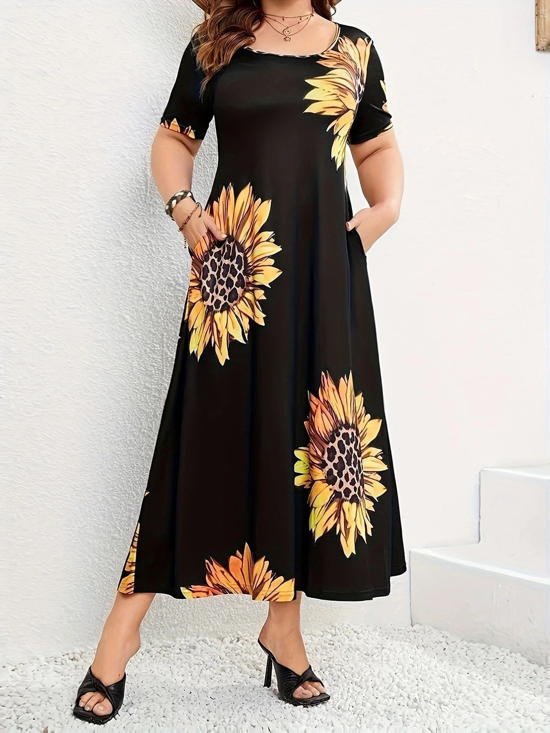 Damen Sommerliches Maxikleid mit floralem Sonnenblumenmuster und praktischen Taschen EB