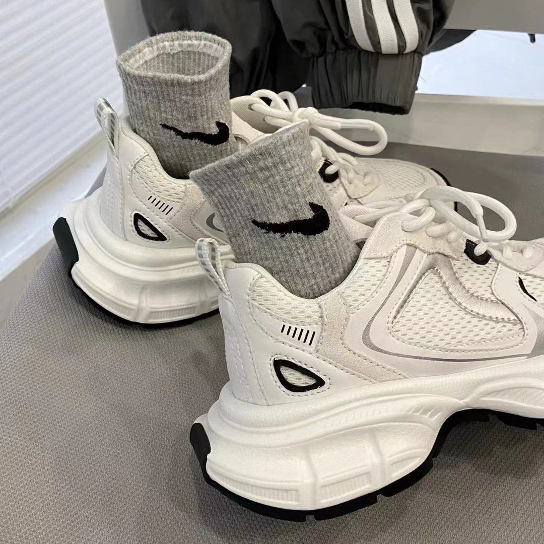 Damen Sportliche Chunky Sneakers mit atmungsaktiven Mesh-Einsätzen und robustem Sohlenprofil EB