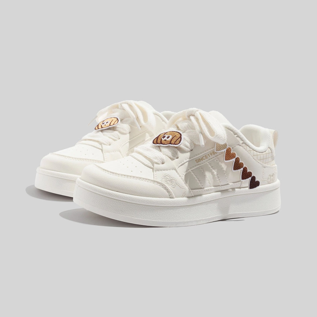 Damen Sneakers im modernen Design mit verspielten Herzmotiven EB