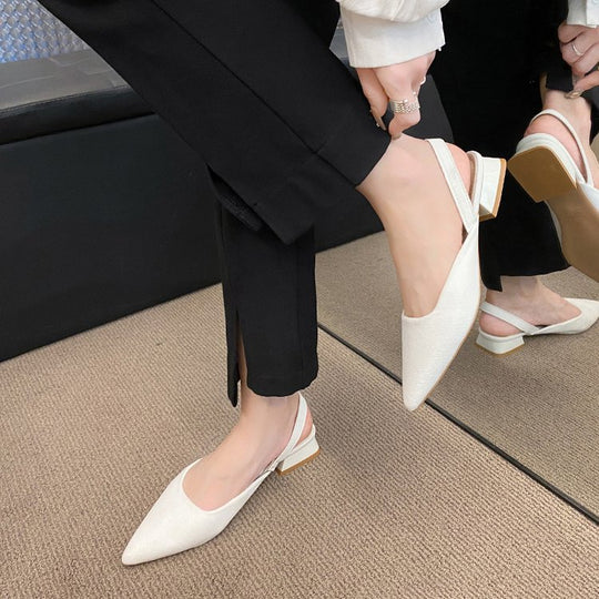 Damen Slingback-Pumps mit spitz zulaufendem Design und stylischem Blockabsatz EB