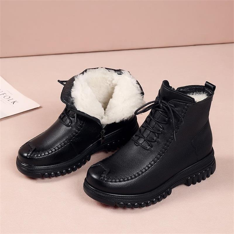 Damen behaarte Winterstiefel mit isolierendem Innenfutter und rutschfester Sohle EB