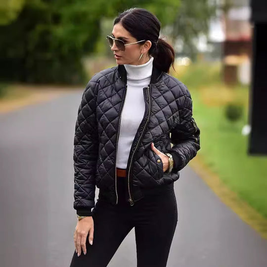Damen Urbaner Steppjacke mit Weichem Kunstfellkragen EB