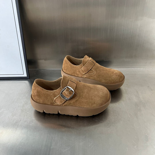 Damen Komfortable Wildleder-Clogs mit modischem Riemen und ergonomischem Fußbett EB