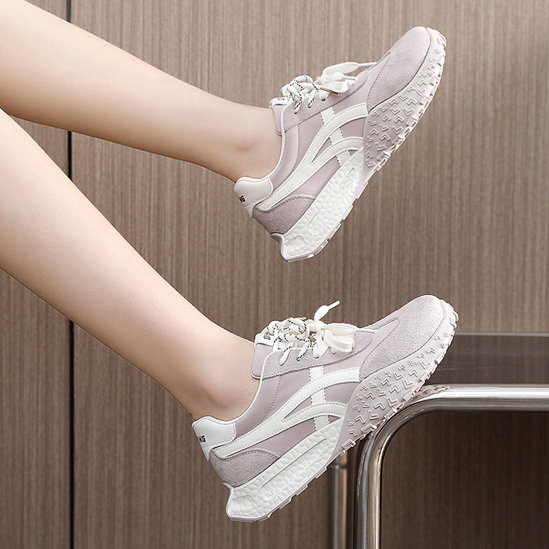 Damen Sportliche Sneakers mit modernem Design und dämpfendem Sohlenprofil EB