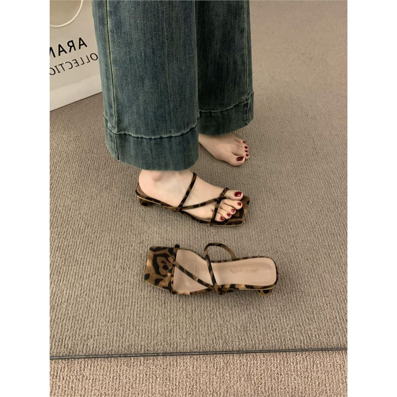 Damen elegante flache Sandalen mit kreativen Leopardenmuster EB