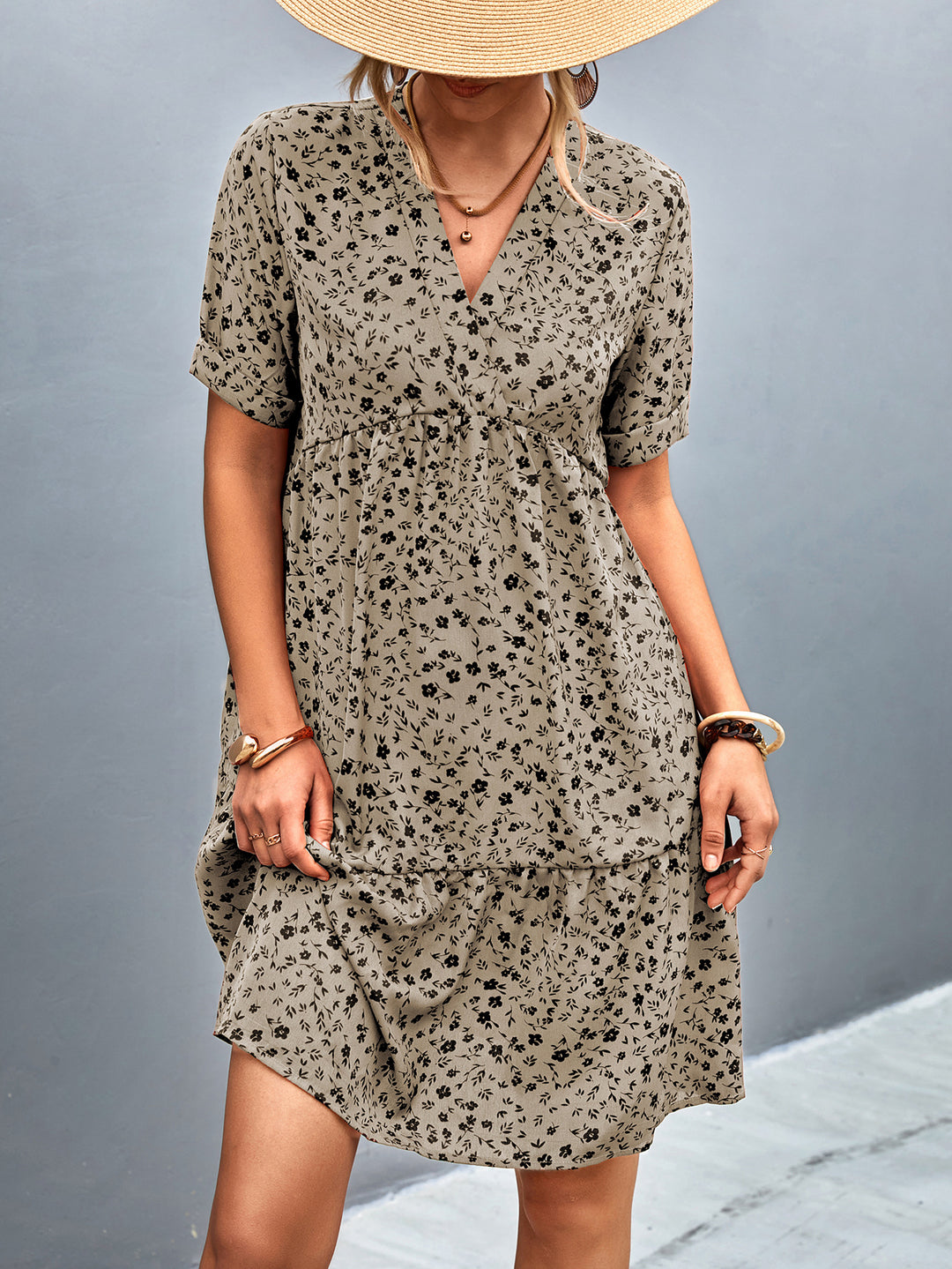 Damen Maxikleid mit floralem Muster und elastischer Taillierung EB