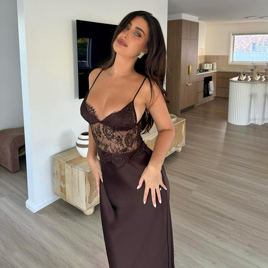 Damen Elegantes und figurbetontes Kleid mit Spitzenoberteil EB