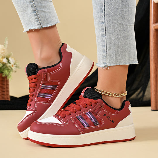 Damen Sportliche Sneakers mit stabiler Laufsohle und modischen Akzenten EB