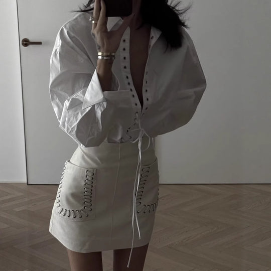 Damen Blusenshirt mit Rüschendesign und eleganter Schnürung EB