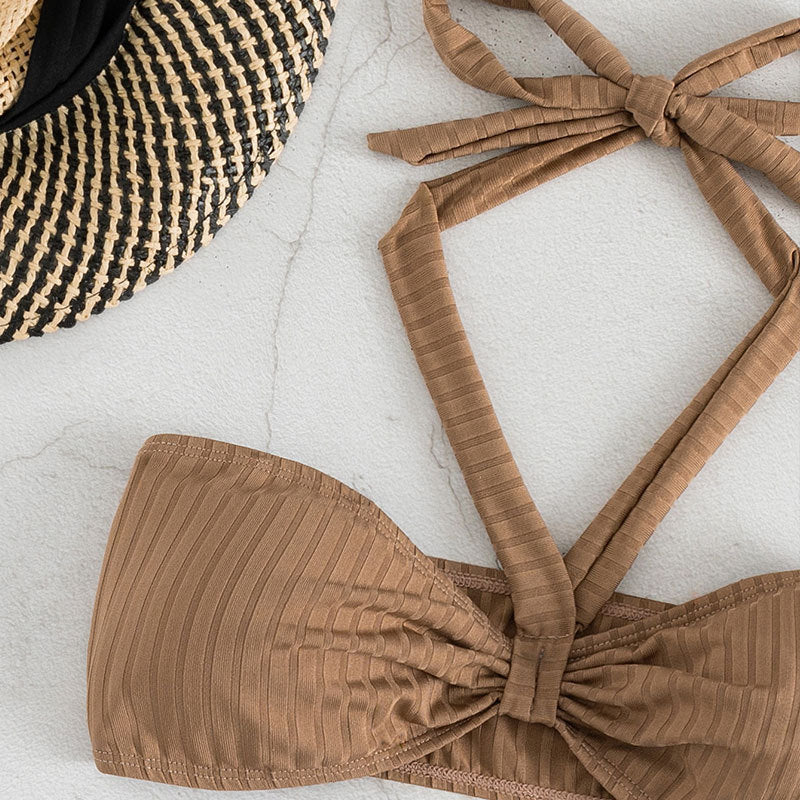 Damen Bandeau-Bikini mit strukturiertem Design und seitlichen Schnürungen EB