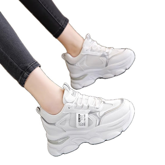 Damen Sportliche Chunky Sneakers mit modischen Akzenten EB