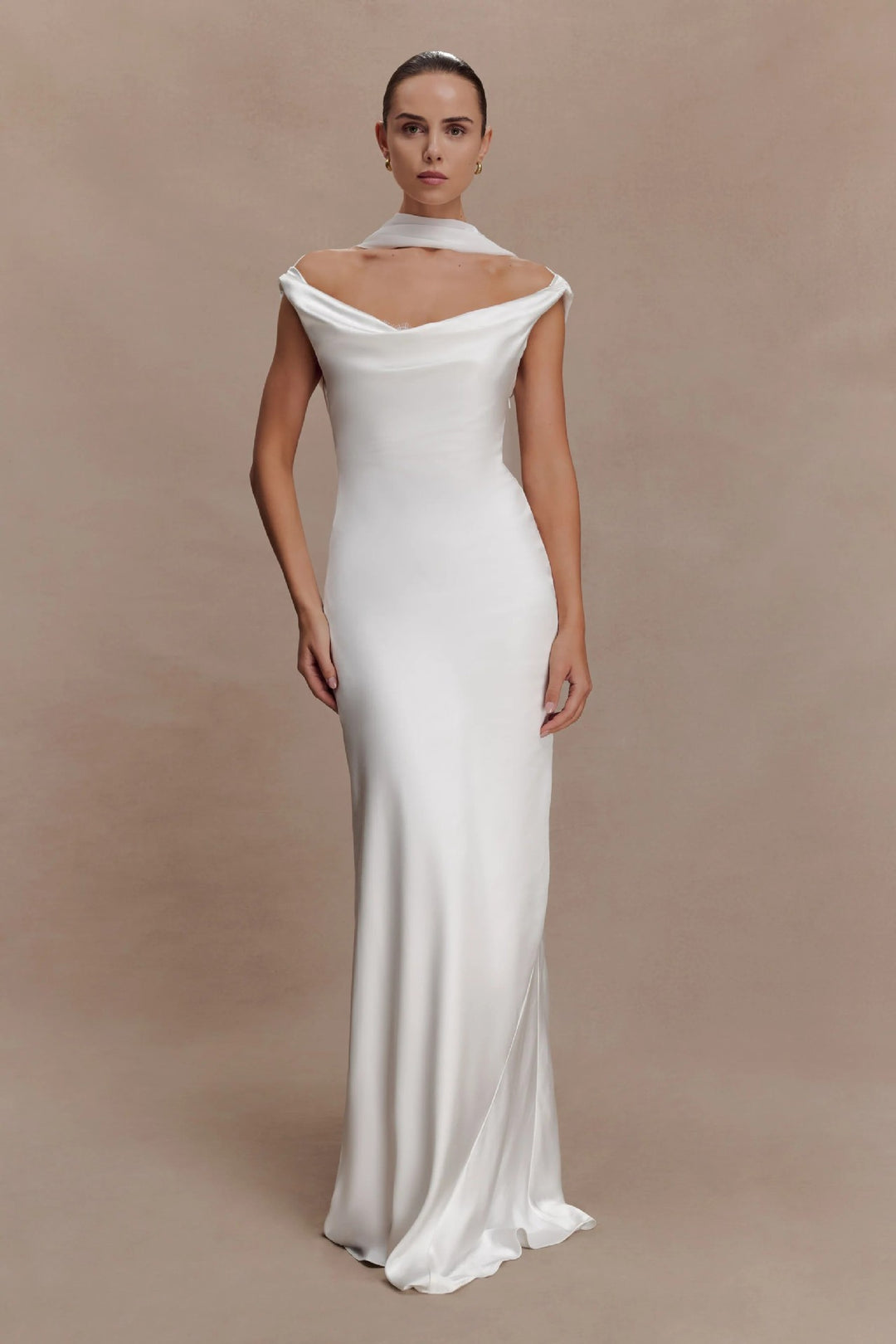 Damen Elegantes Satin-Abendkleid mit schulterfreiem Design EB