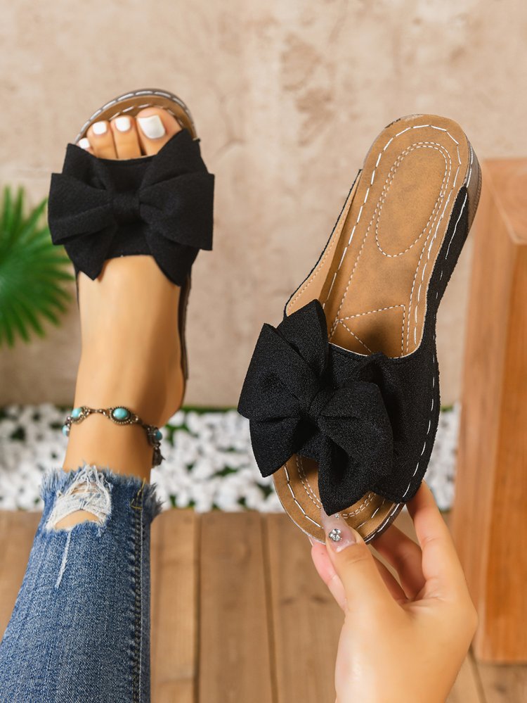 Damen Riemchen-Sandalen mit modischem Blumen-Design und komfortablem Absatz EB