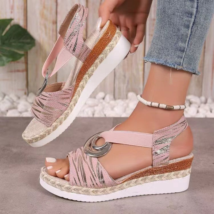 Damen Komfortable Plateausandalen mit modischem Schnallenakzent EB