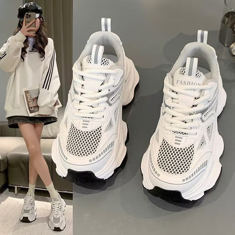 Damen Sportliche Sneakers mit atmungsaktiven Mesh-Details und dämpfender Sohle EB