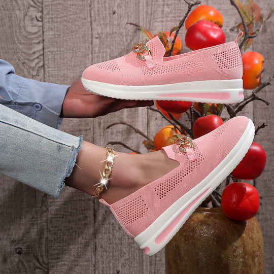 Damen Atmungsaktive Slip-On Sneakers mit modischem Ketten-Detail EB