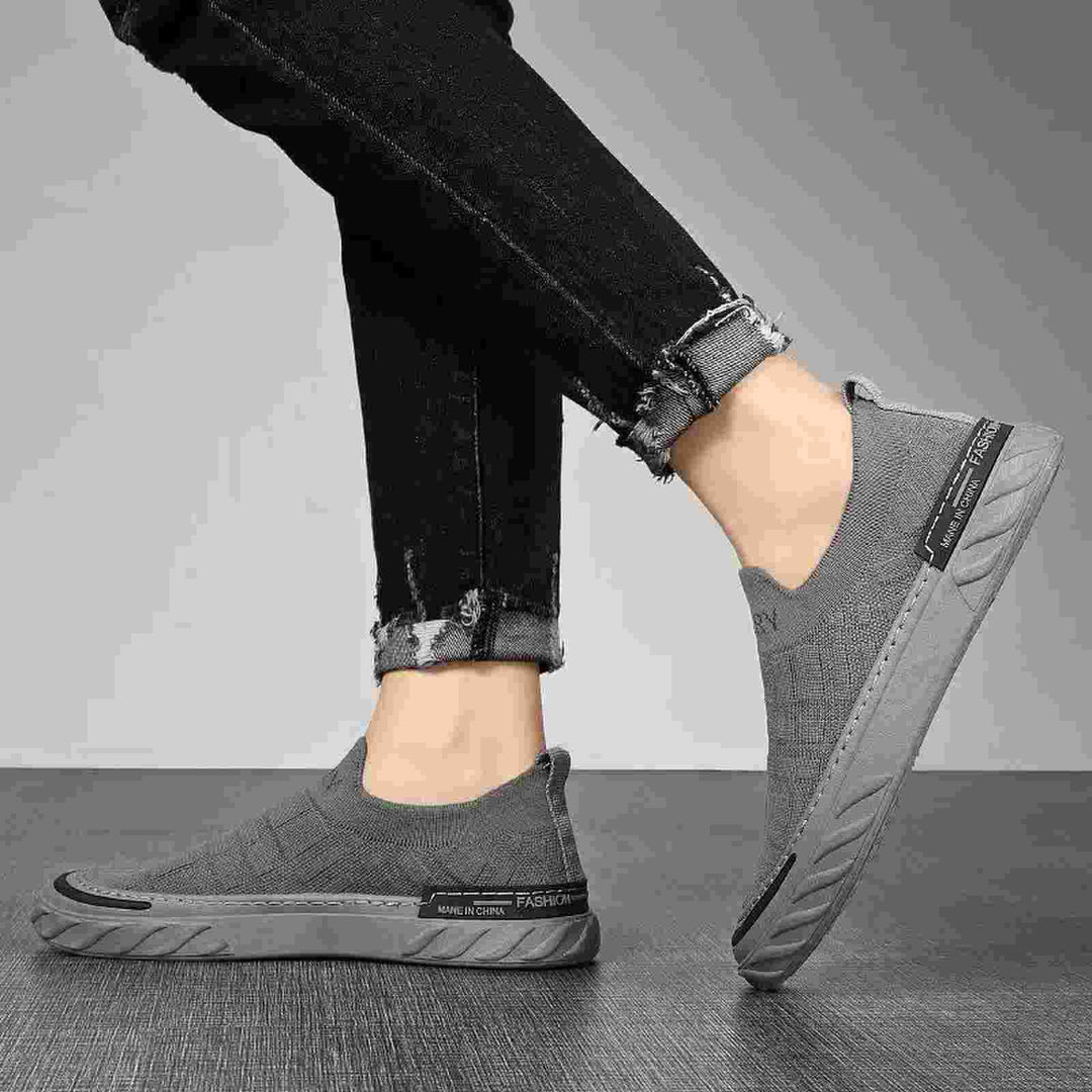 Damen Sportliche Slip-On Sneakers mit flexiblem Design und rutschfester Laufsohle EB
