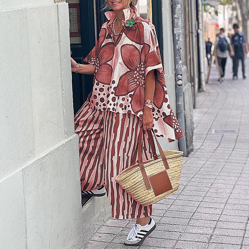 Damen Übergroßes Tunika-Set mit floralem Muster und gestreiften Hosen EB