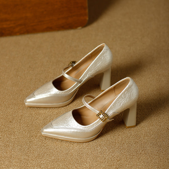 Damen Stilettos mit dekorativem Riemen EB