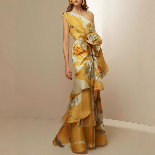Damen elegantes asymmetrisches Abendkleid mit fließendem Rock und auffälligen Rüschendetails EB