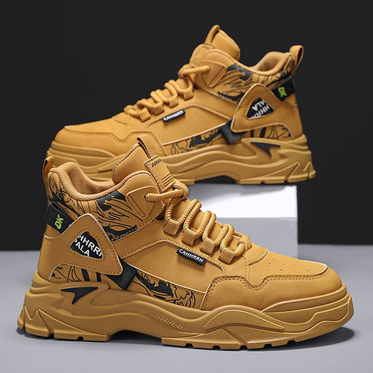 Herren robuste Outdoor-Chunky-Sneaker mit wattierter Knöchelmanschette, verblockter Plateau-Sohle und dekorativem Overlay-Detail EB