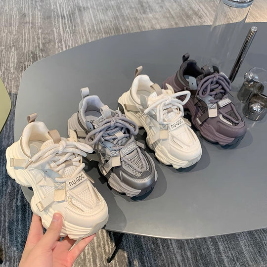 Damen Atmungsaktive Sneakers mit innovativem Schnürsystem EB