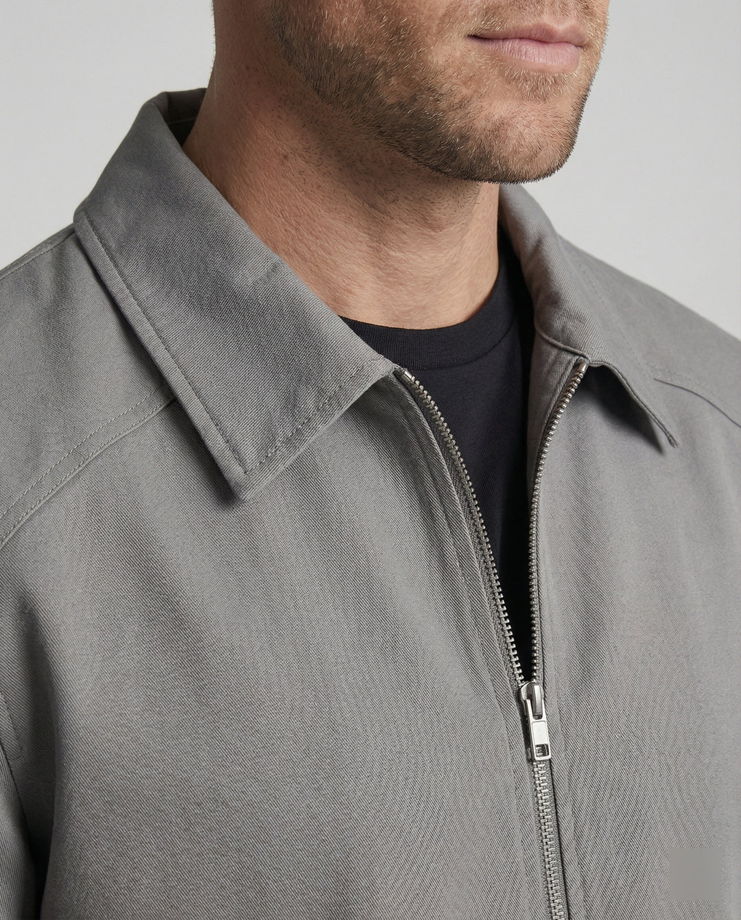 Herren kastige Zip-Jacke mit Hemdkragen und minimalistischen Teilungsnähten EB