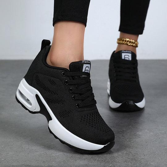 Damen Sportliche Sneakers mit robustem Stoßdämpfungssystem EB
