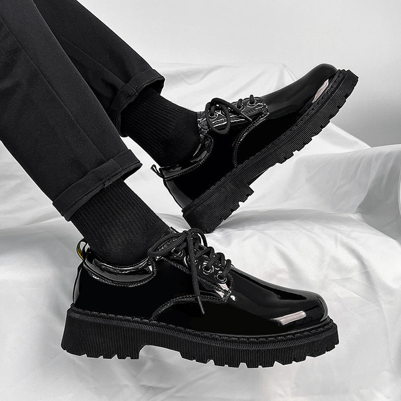 Damen Hochglänzende Schnürschuhe EB