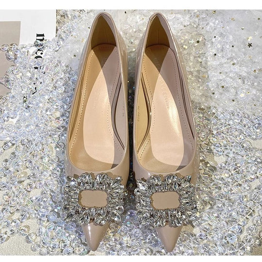 Damen elegante spitze Pumps mit funkelndem Schmuckdetail EB