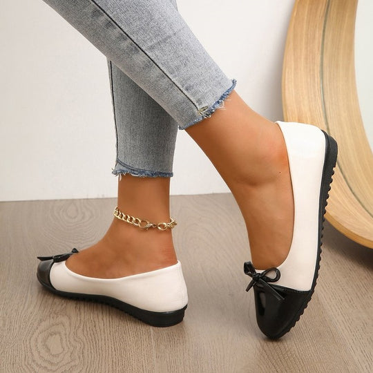 Damen Ballerinas mit eleganter Farbblockgestaltung und zartem Schleifen-Detail EB