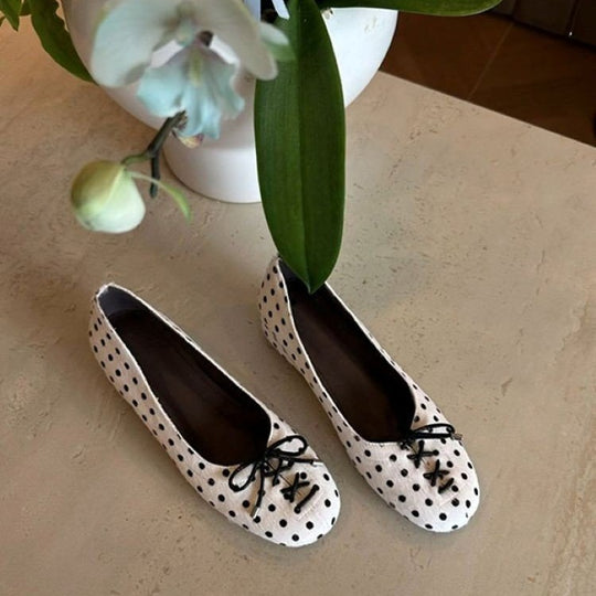Damen Ballerinas mit charmantem Punktemuster und zierlichem Schleifendetail EB