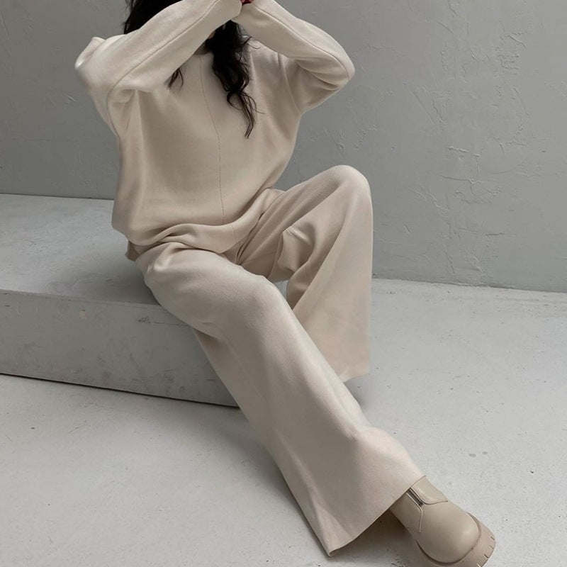 Damen Lässiges Strickensemble mit weitem Schnitt und hohem Kragen EB