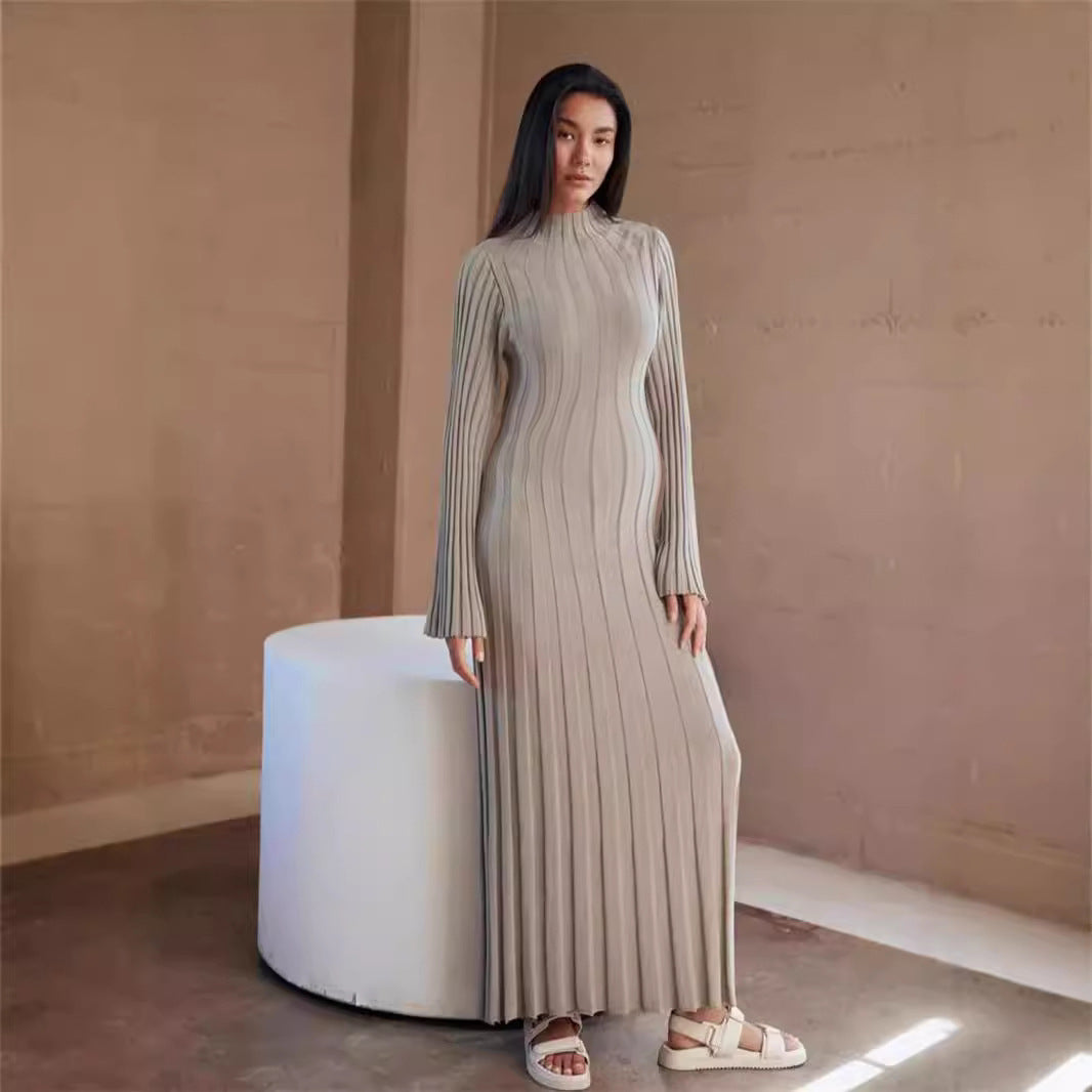 Damen Maxikleid mit elegantem Rippdesign und hochgeschlossenem Kragen EB