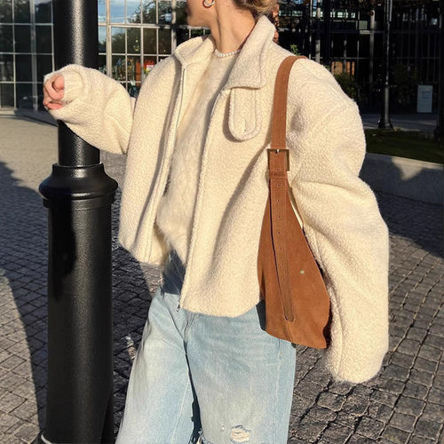 Damen Fluffy Übergangsjacke mit lässigem Schnitt und angewandtem Kragen EB