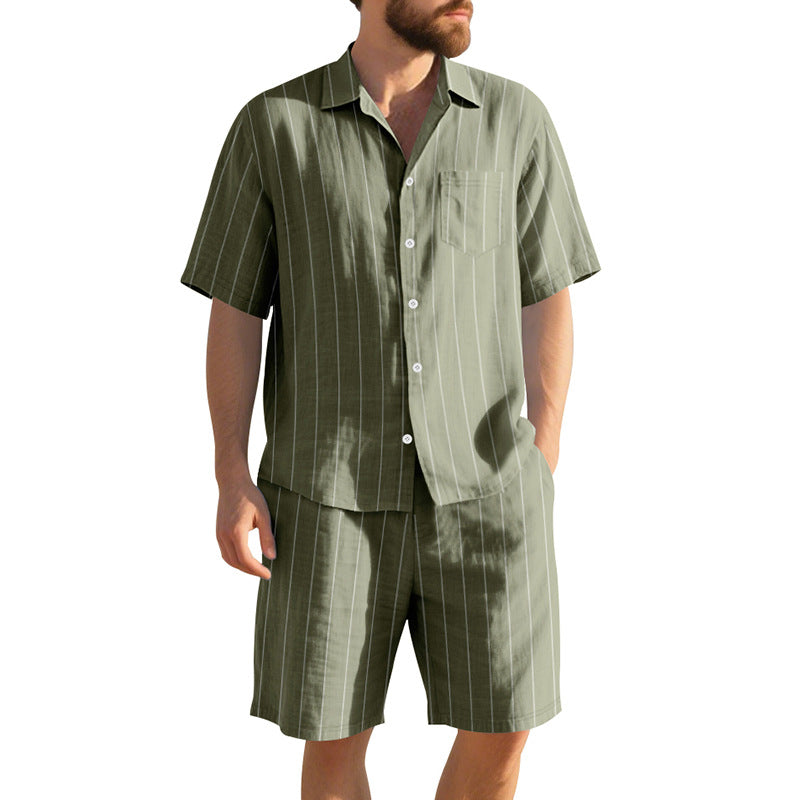 Herren Kurzarm-Pyjama-Set mit dezentem Streifenmuster und praktischer Brusttasche EB