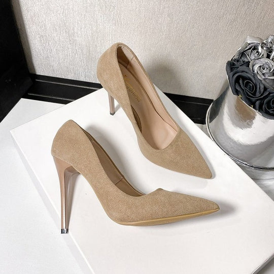 Damen elegante spitze Pumps mit feinem Veloursleder EB