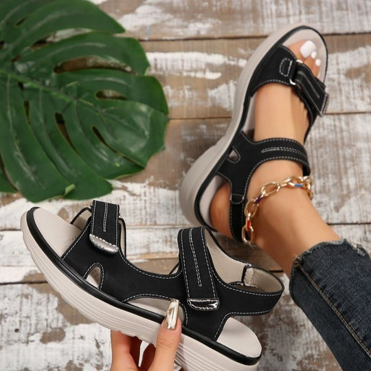 Damen Komfort-Sandalen mit dicker Liftsohle und verstellbaren Klettriemen EB